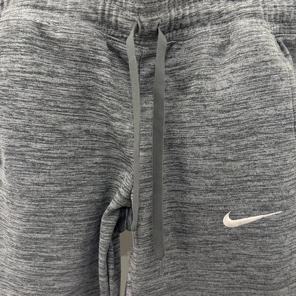 Nike Kids Heather Gray Joggers size medium